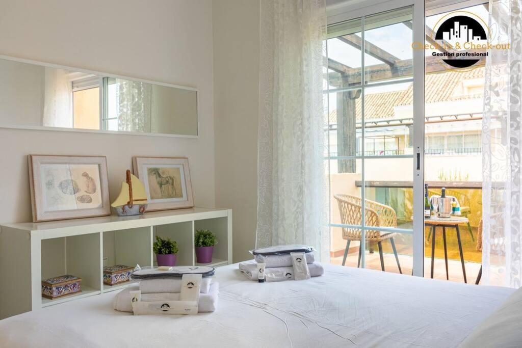 Apartamento El Acuerdo Centro ตอร์เรโมลิโนส ภายนอก รูปภาพ