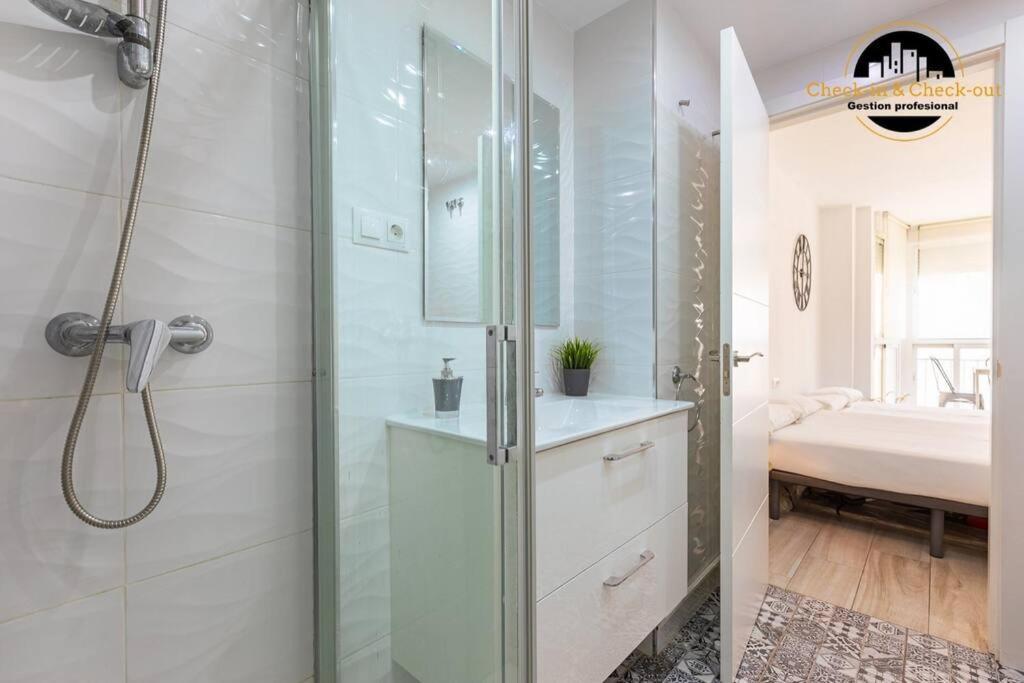 Apartamento El Acuerdo Centro ตอร์เรโมลิโนส ภายนอก รูปภาพ